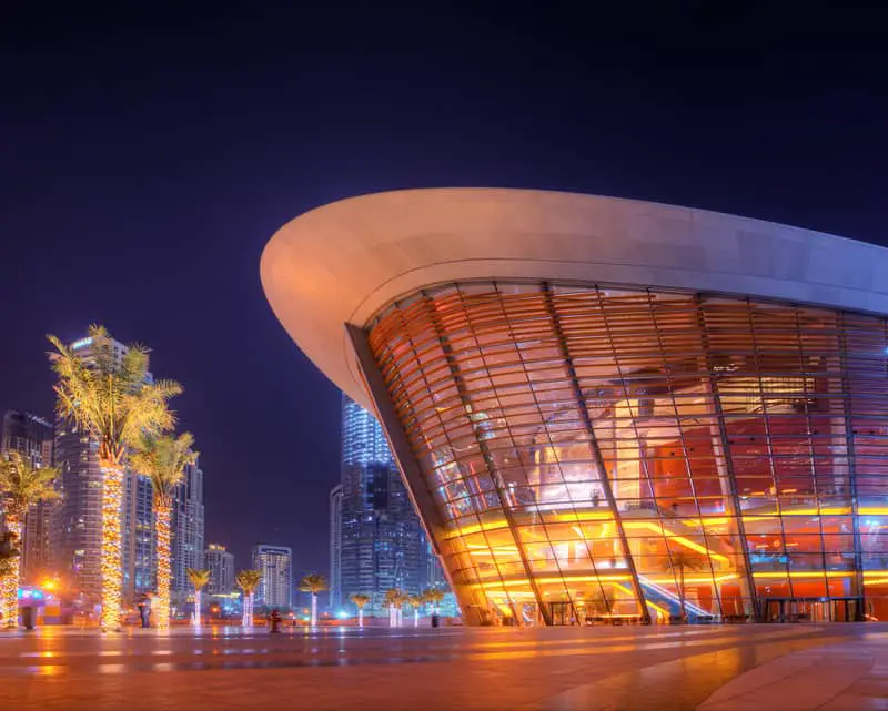What to Wear at the Dubai Opera